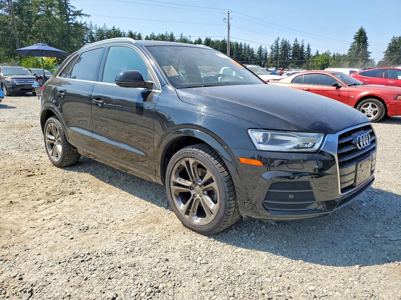 2016 AUDI Q3