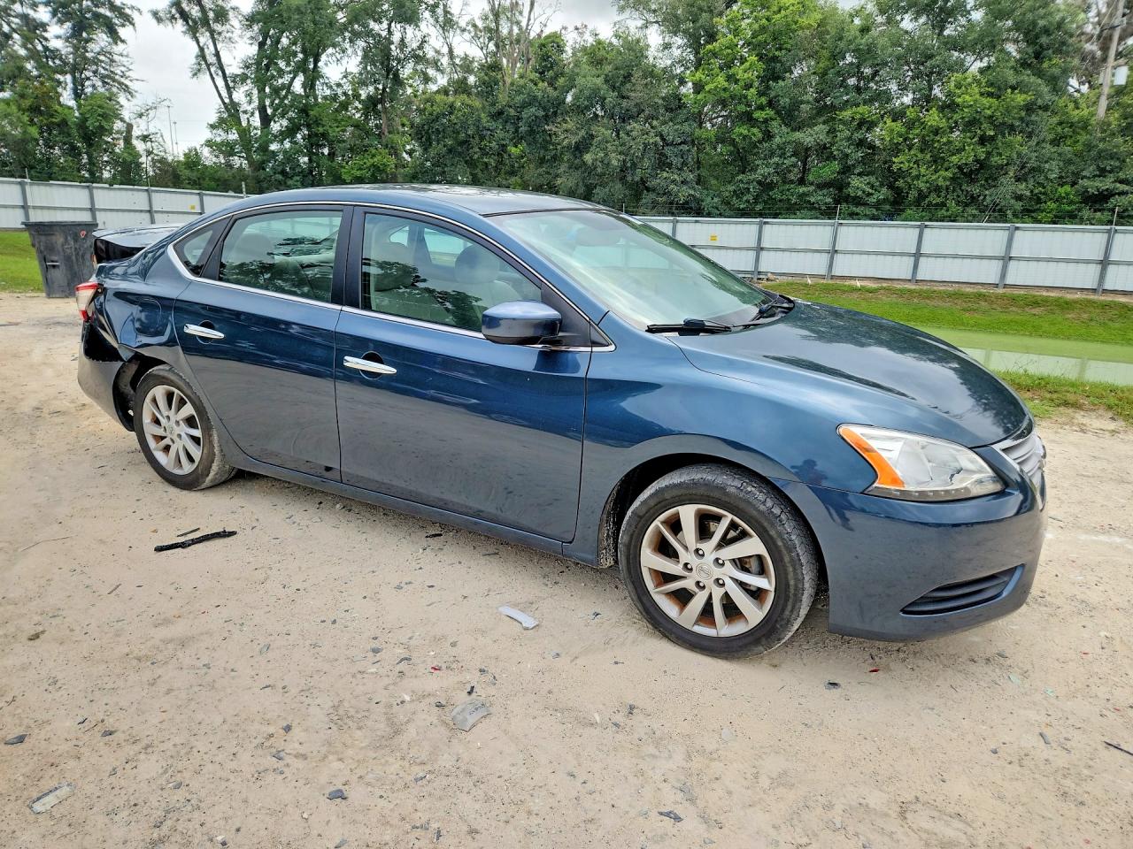 2015 NISSAN SENTRA