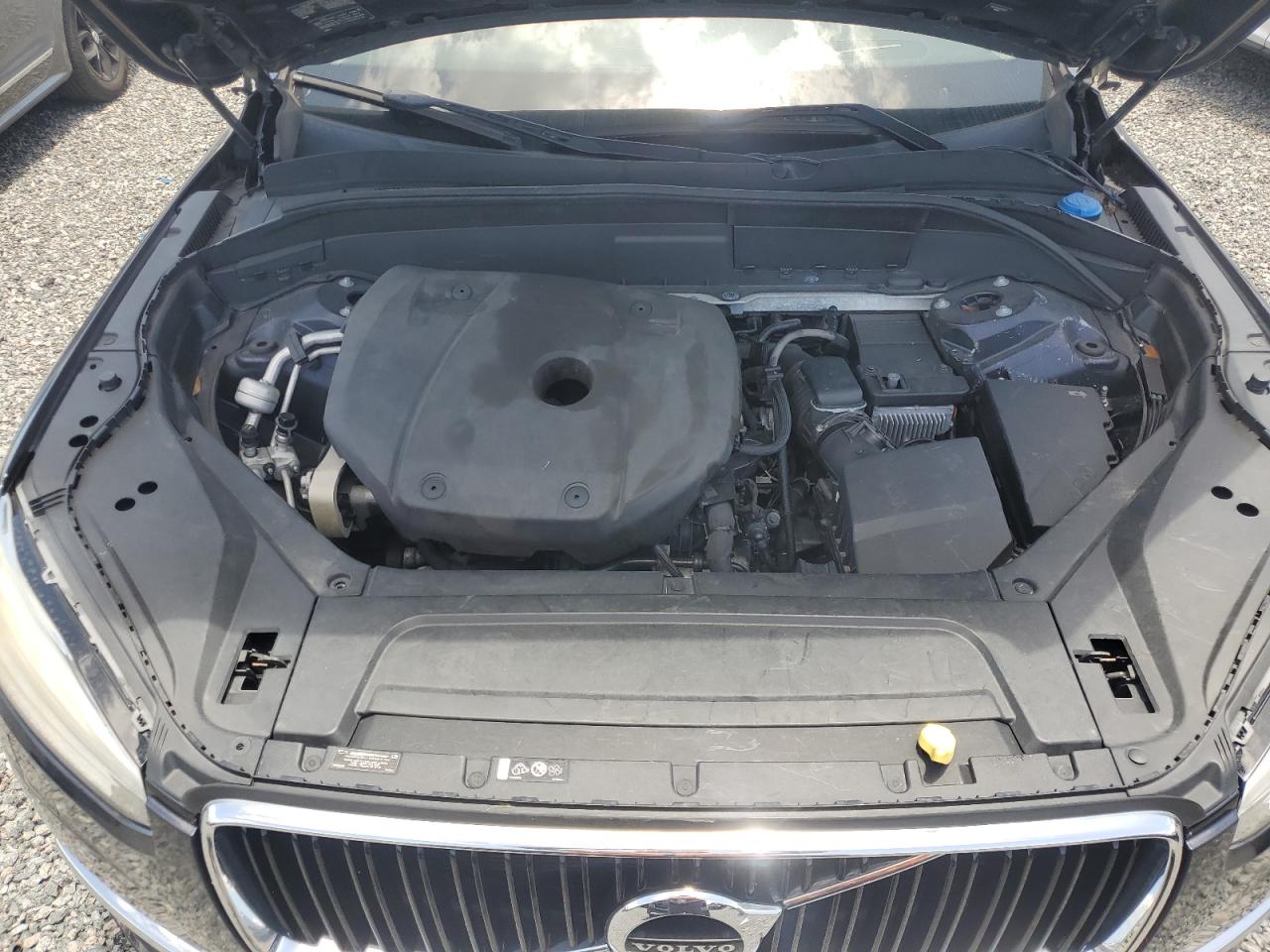 2016 VOLVO XC90