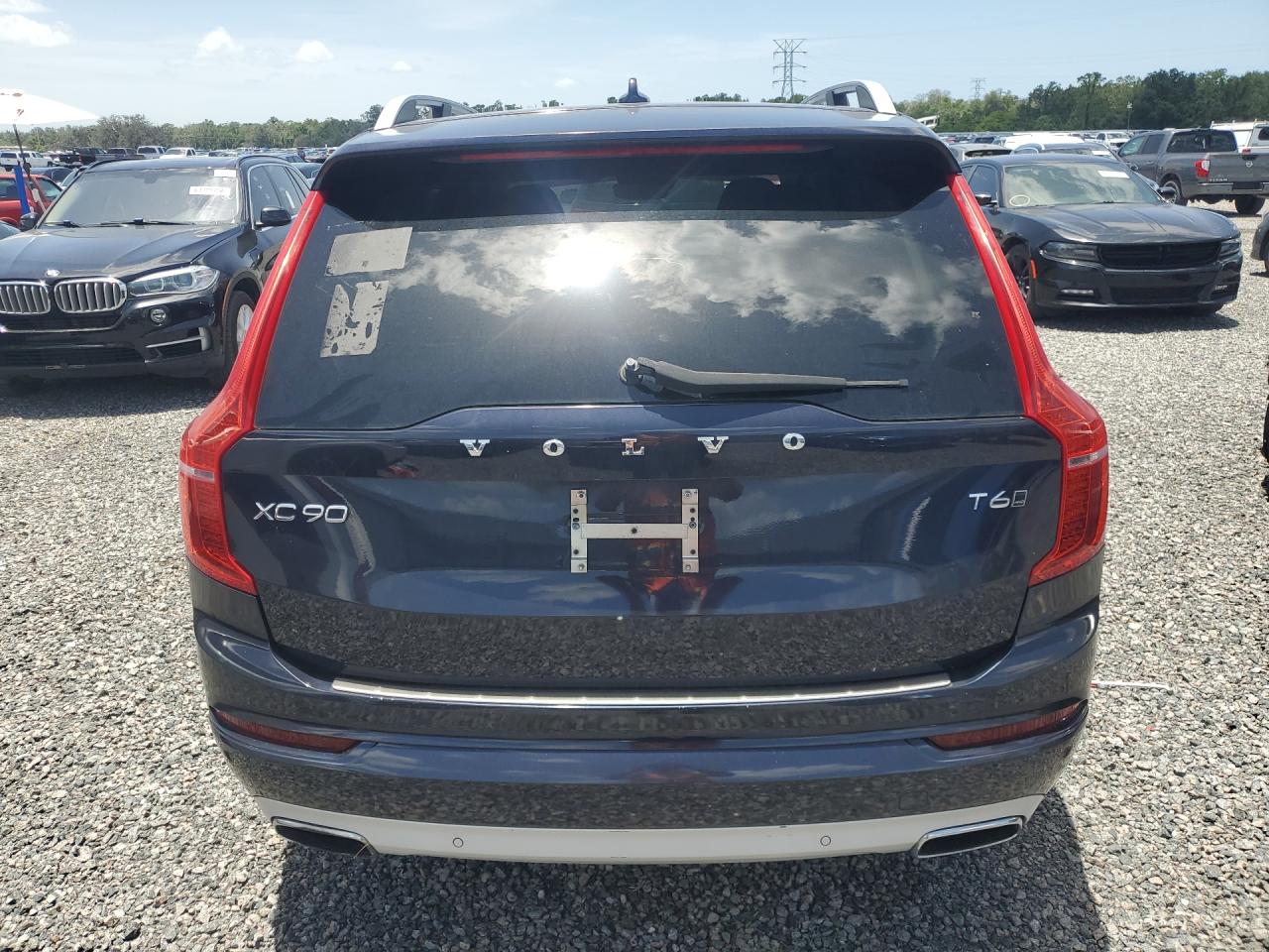 2016 VOLVO XC90