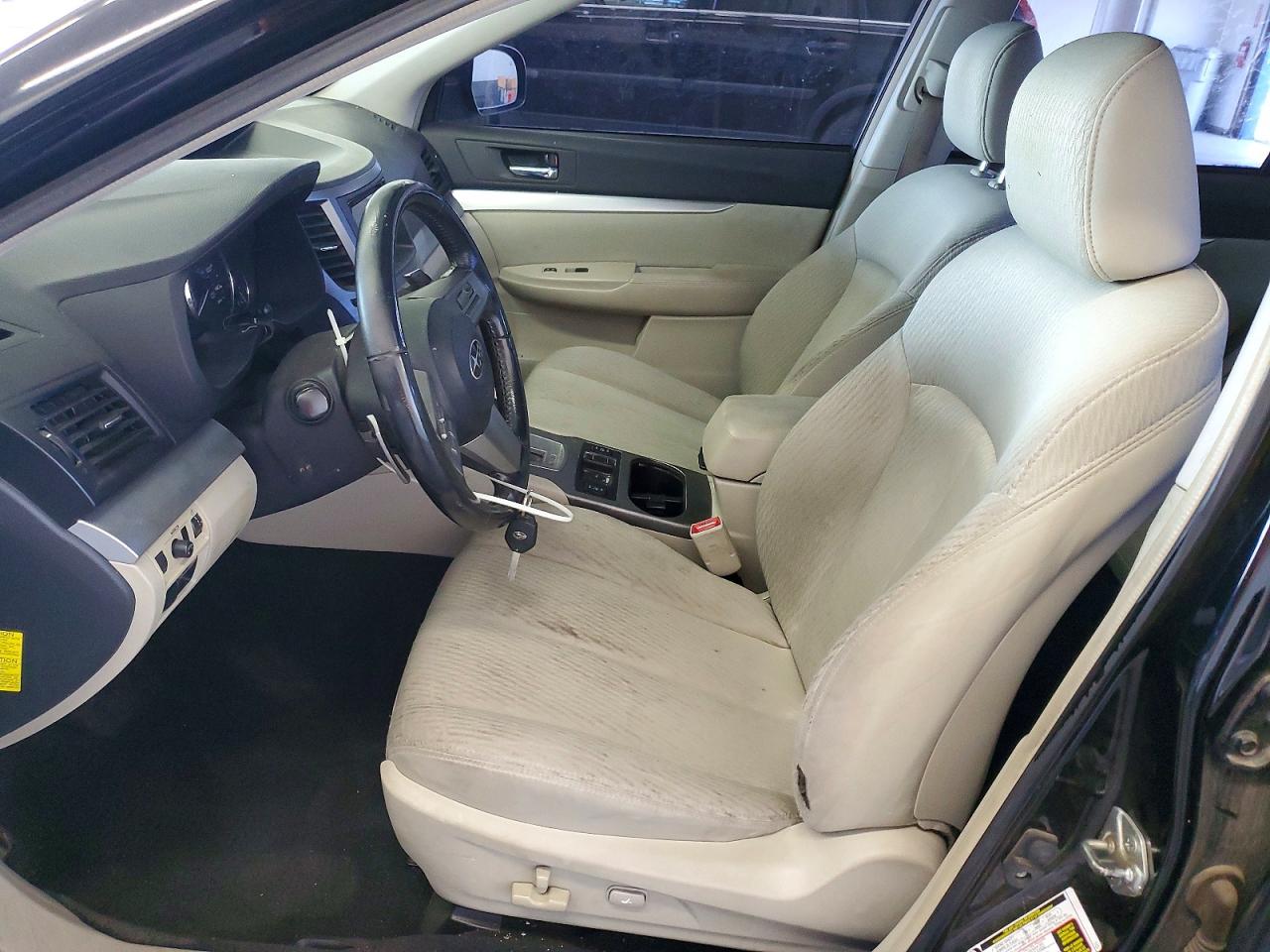 2010 SUBARU LEGACY