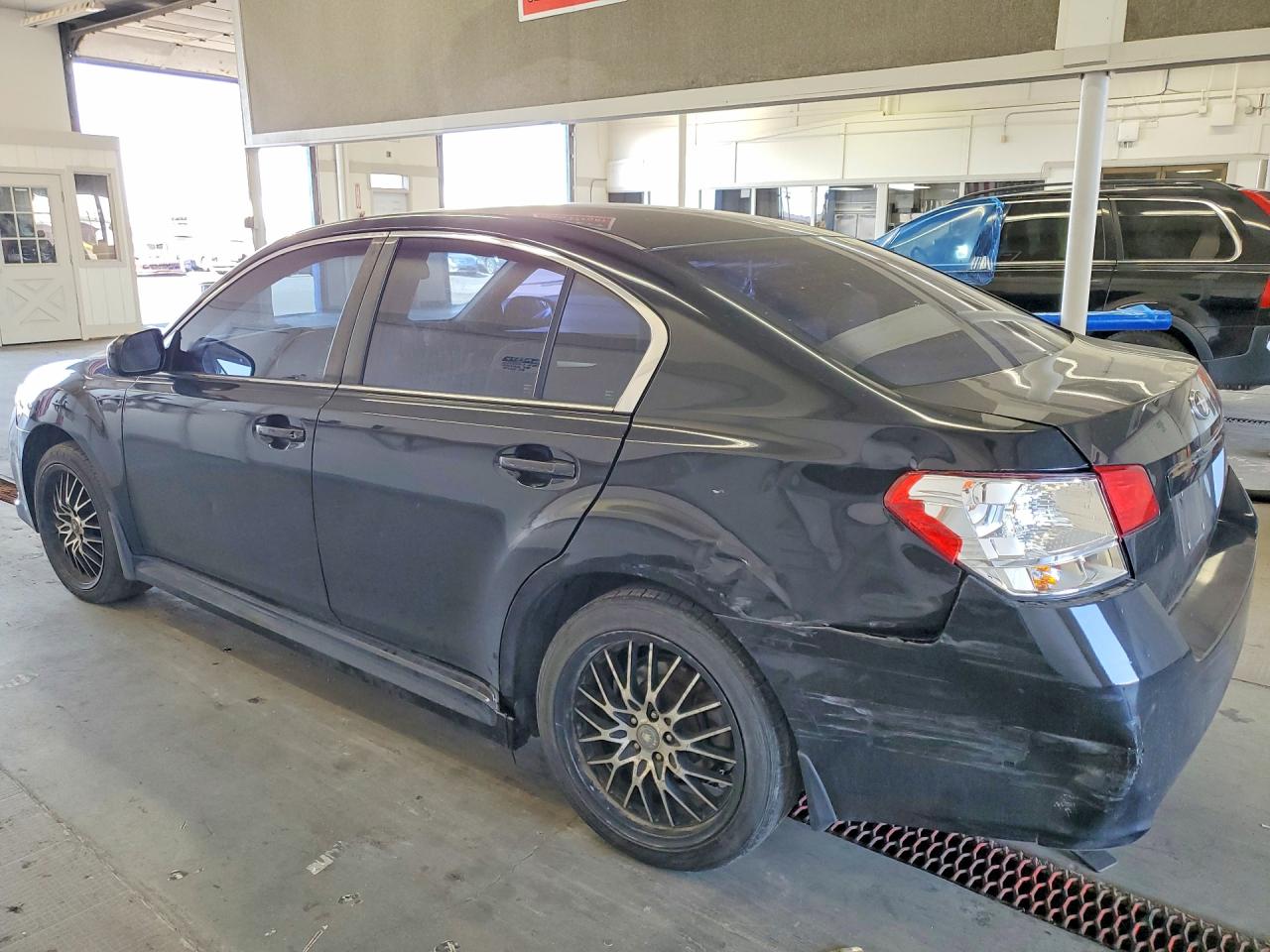 2010 SUBARU LEGACY