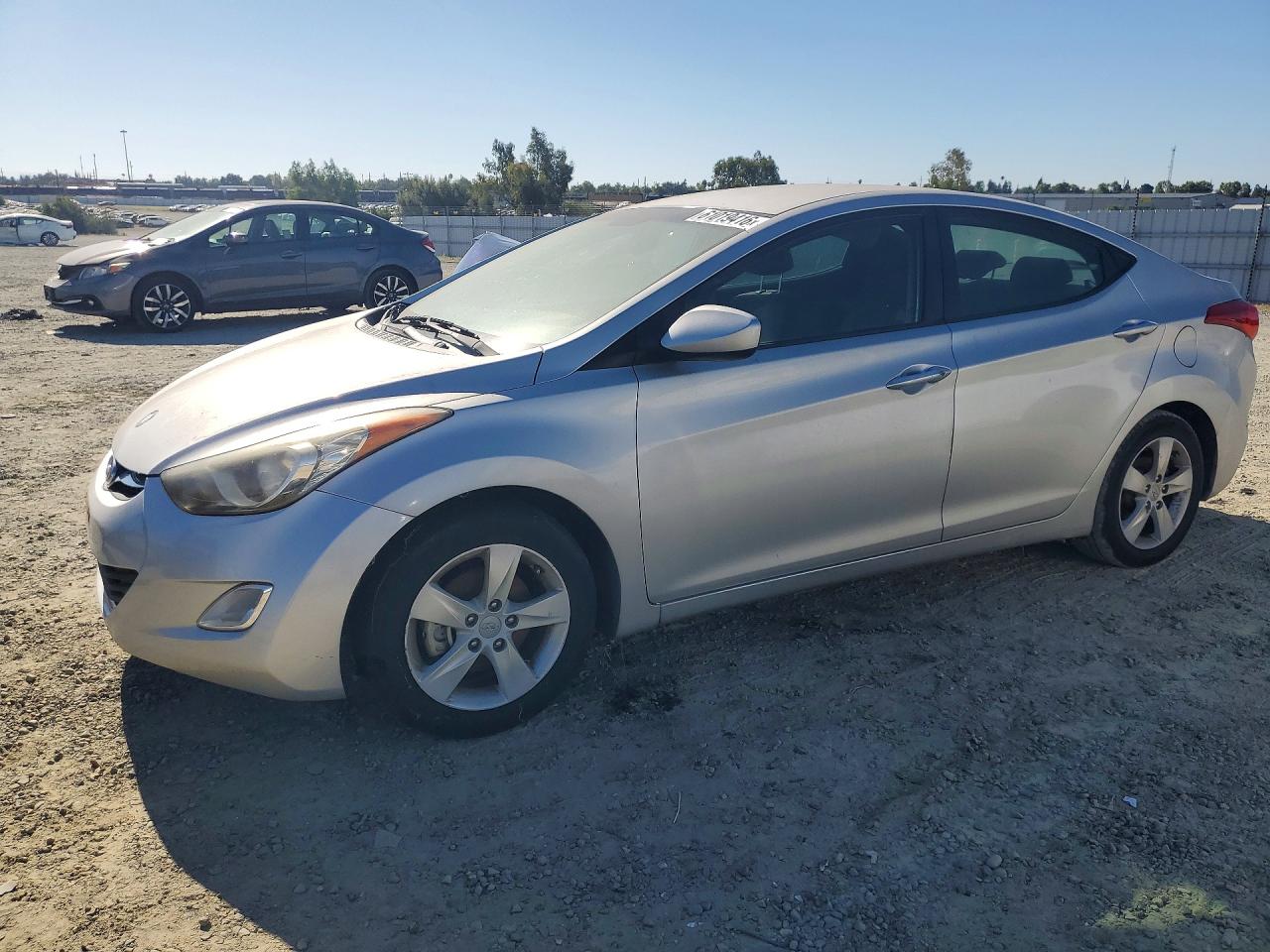 2013 HYUNDAI ELANTRA