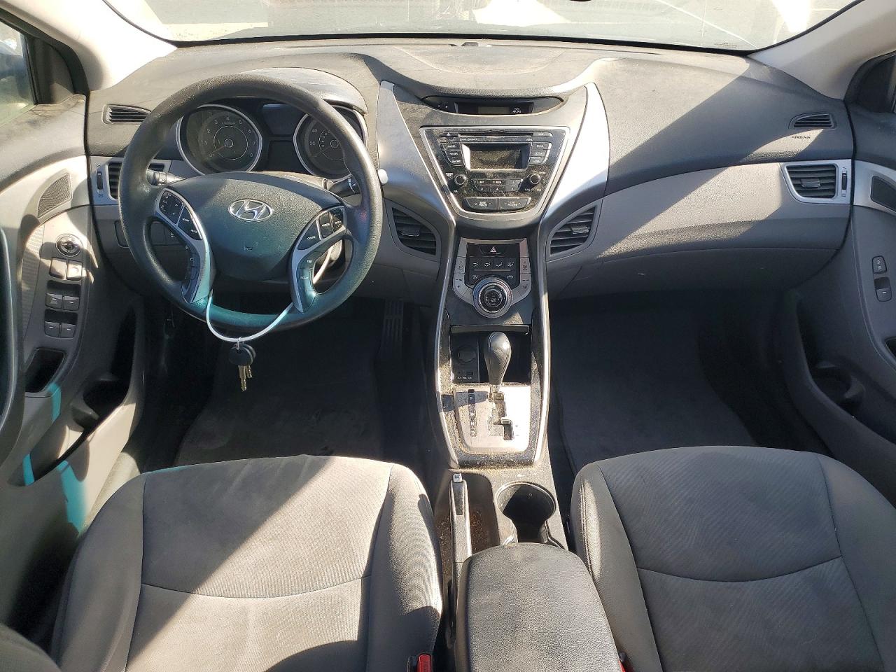 2013 HYUNDAI ELANTRA