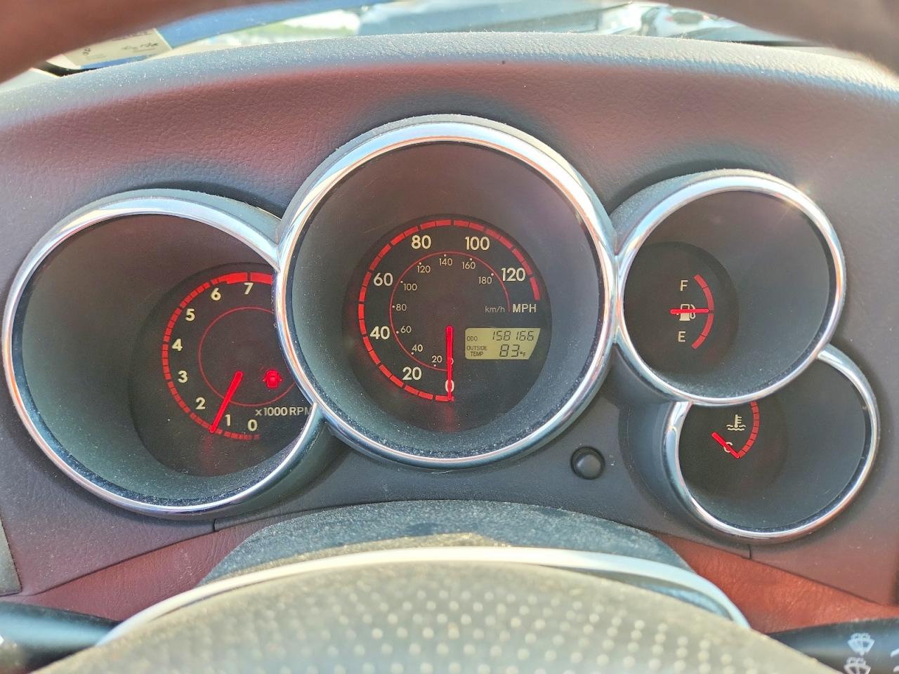 2004 PONTIAC VIBE