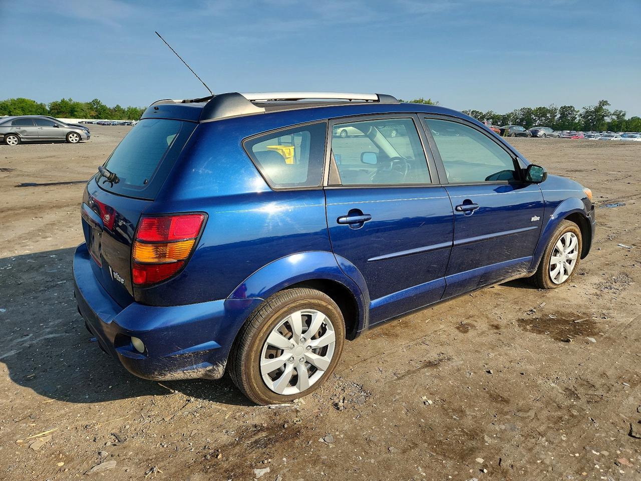 2004 PONTIAC VIBE