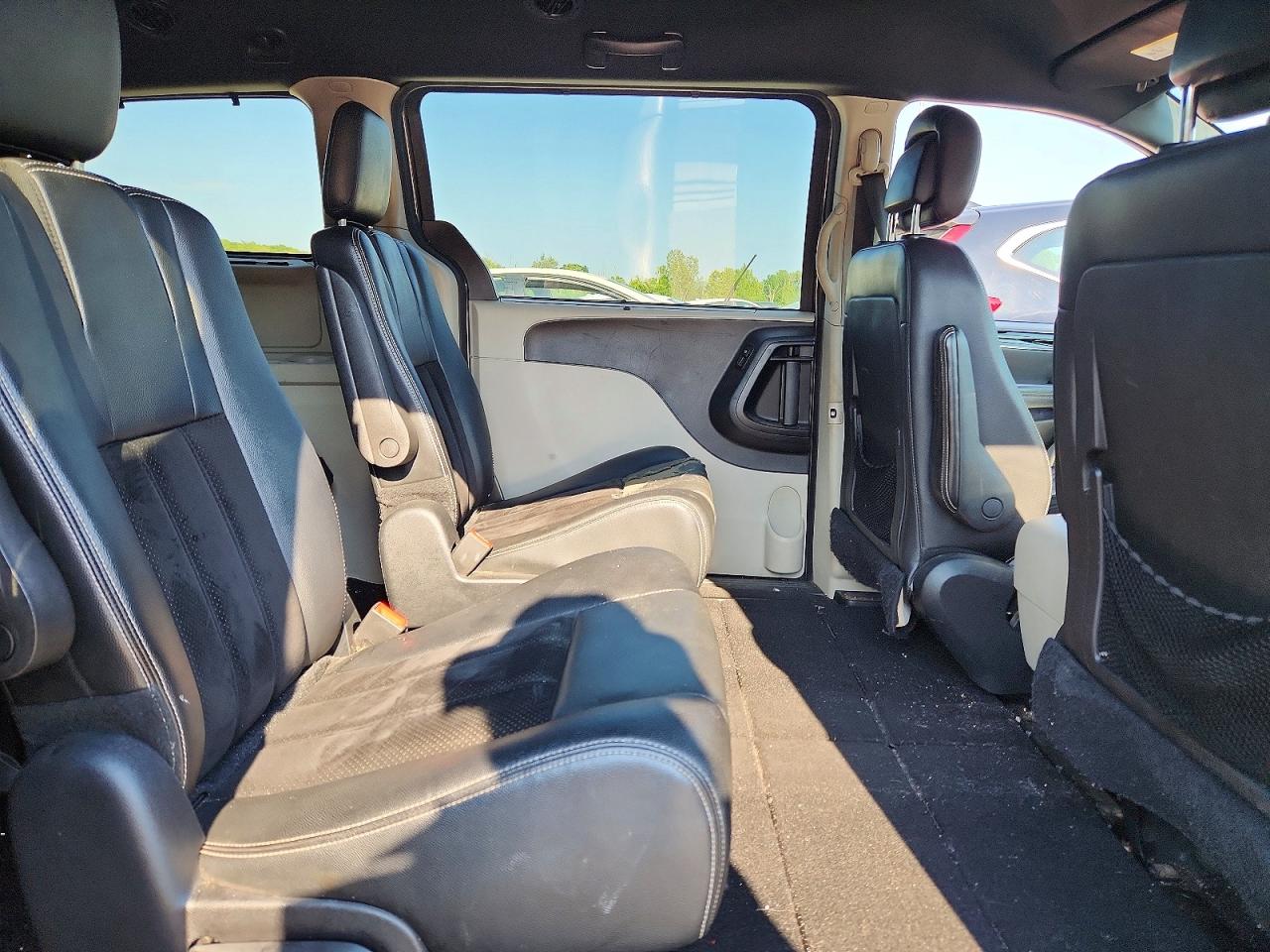 2016 DODGE CARAVAN