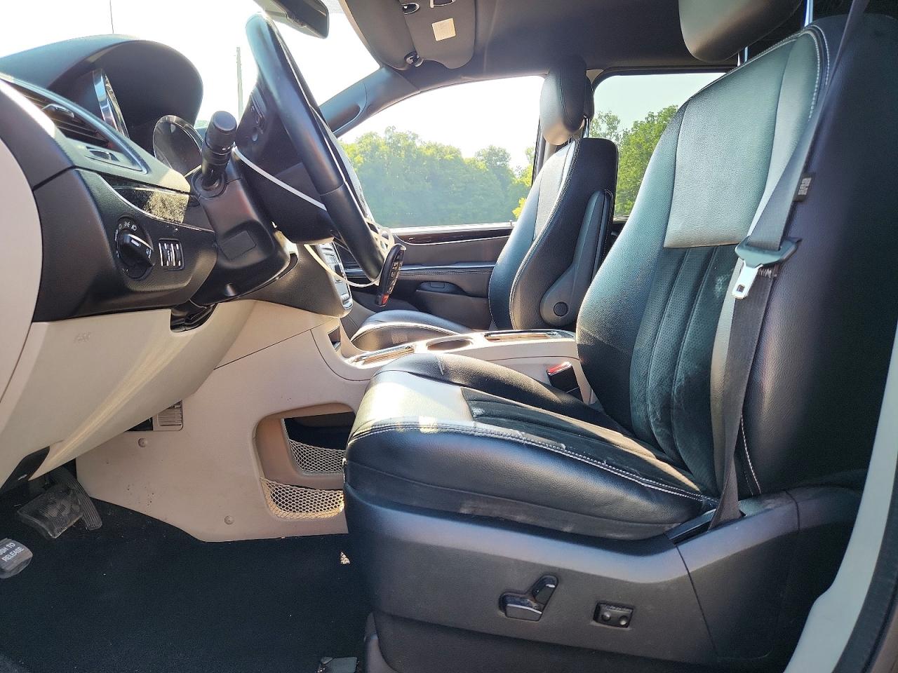 2016 DODGE CARAVAN