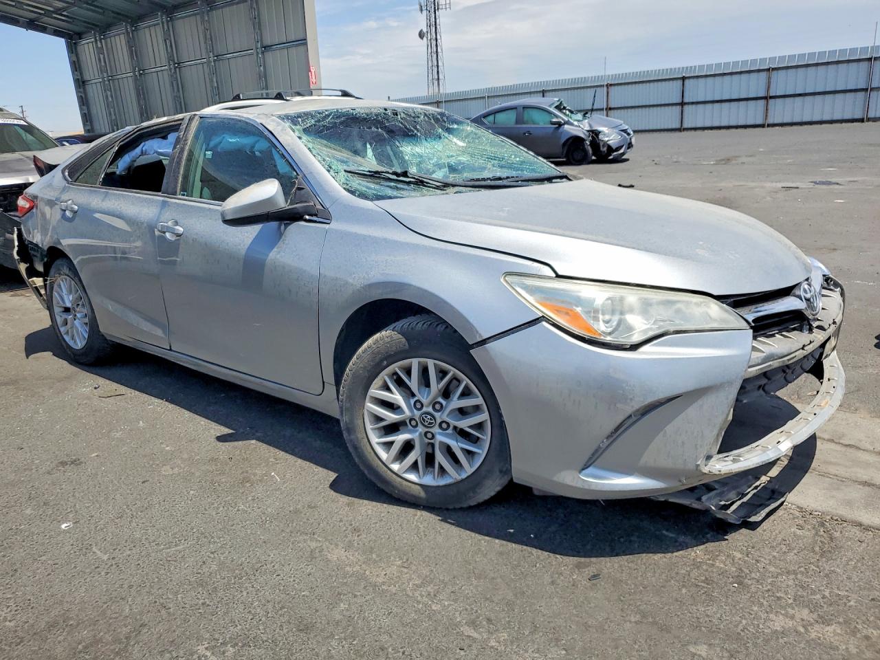 2016 TOYOTA CAMRY