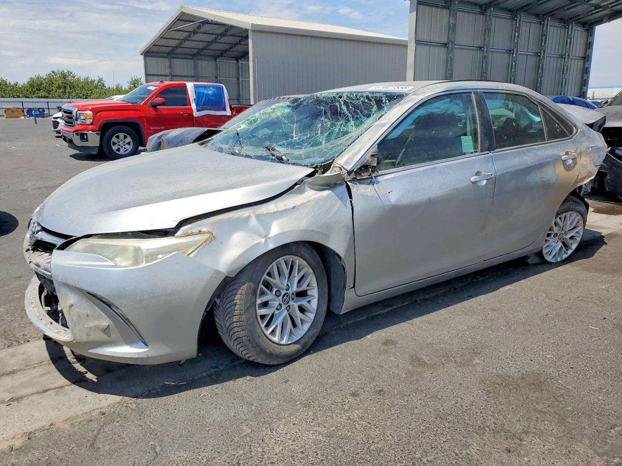 2016 TOYOTA CAMRY