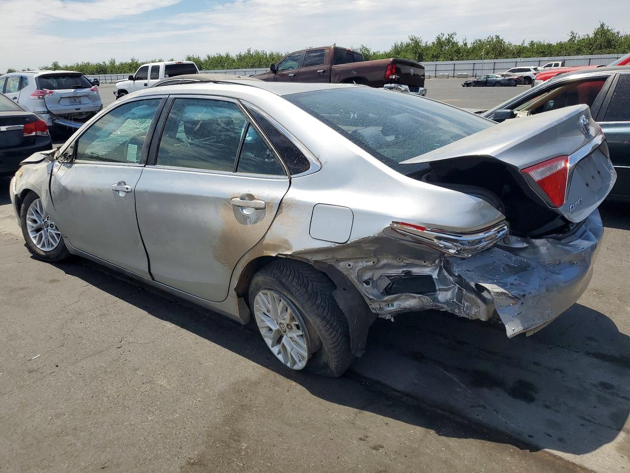 2016 TOYOTA CAMRY