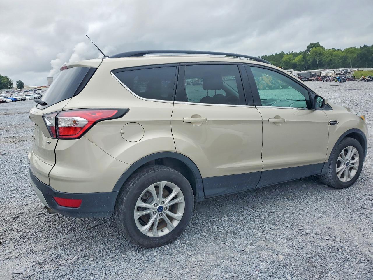 2017 FORD ESCAPE