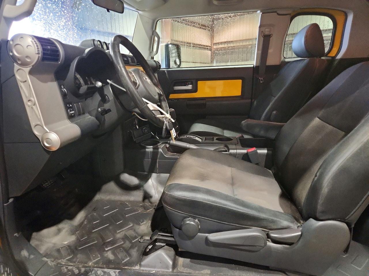 2008 TOYOTA FJ CRUISER