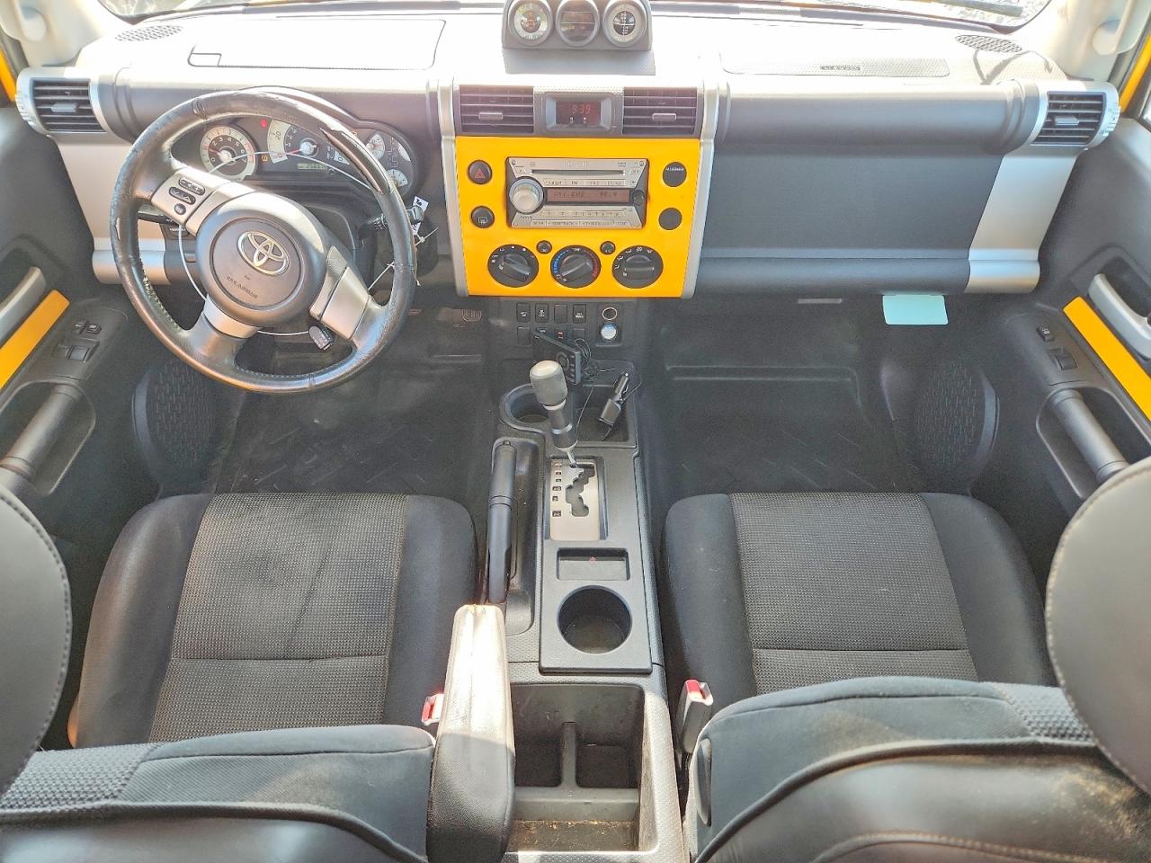 2008 TOYOTA FJ CRUISER