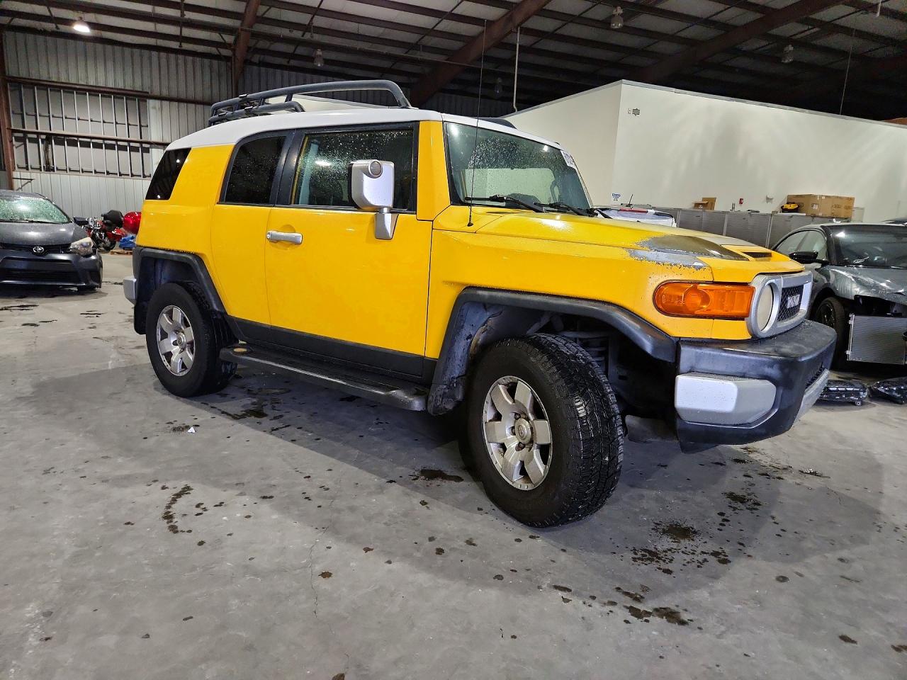 2008 TOYOTA FJ CRUISER