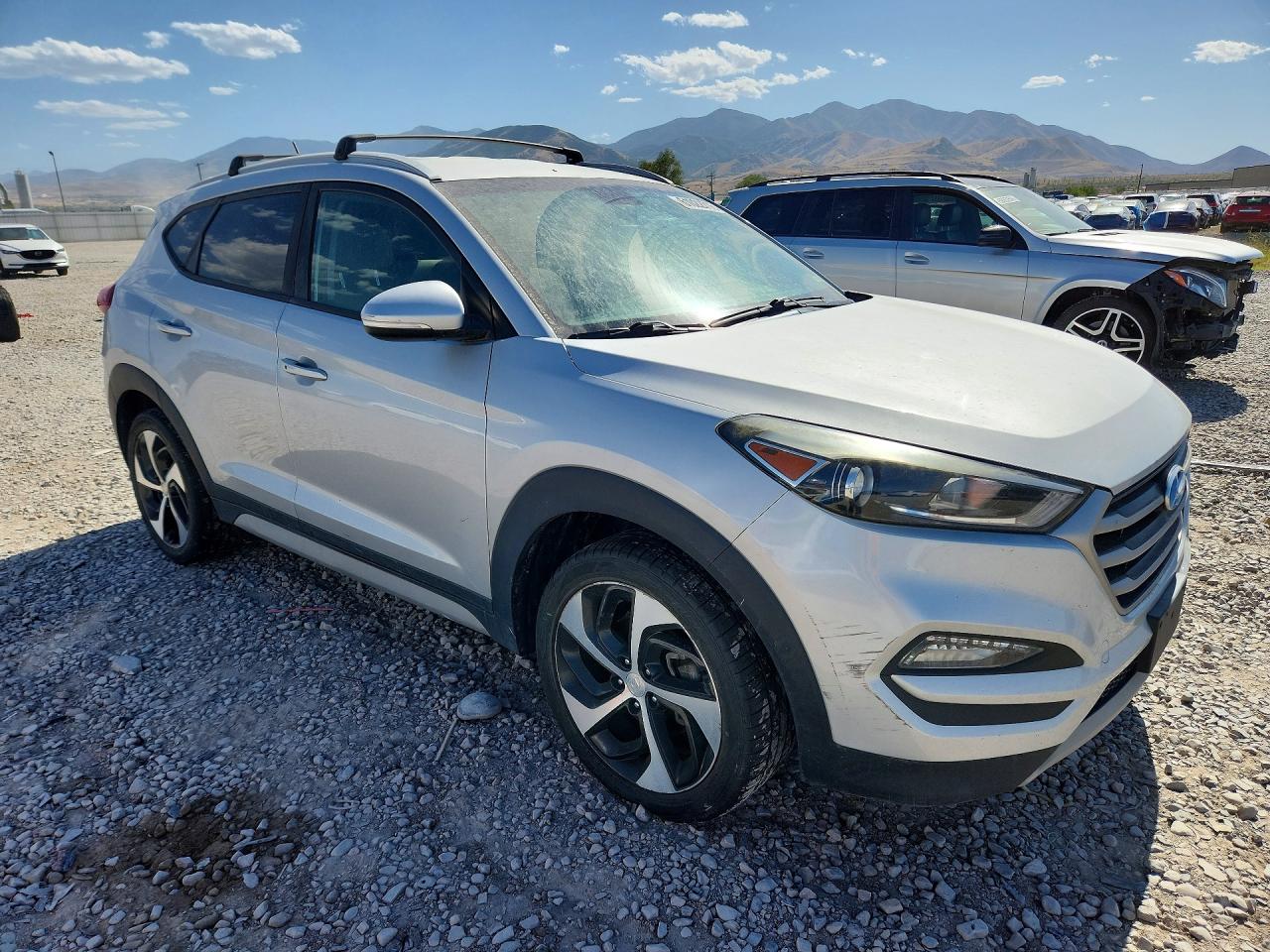 2017 HYUNDAI TUCSON