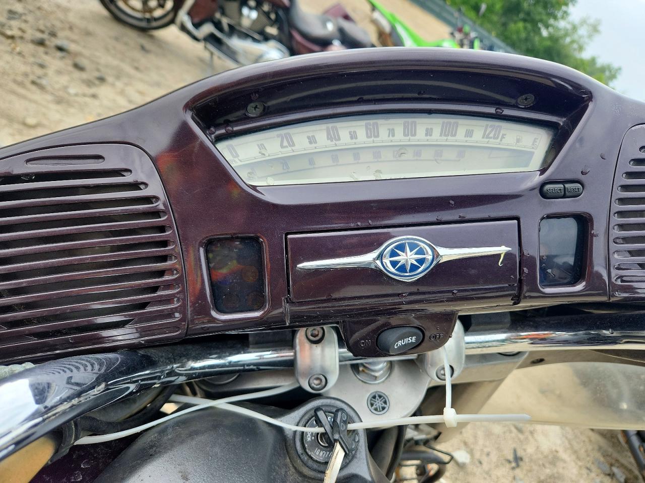 1999 YAMAHA XVZ13 TF