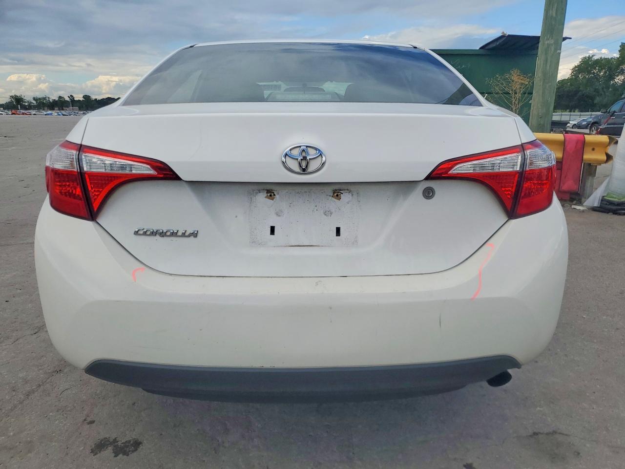 2016 TOYOTA COROLLA