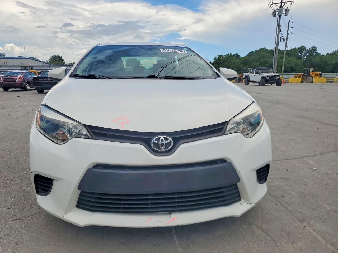 2016 TOYOTA COROLLA
