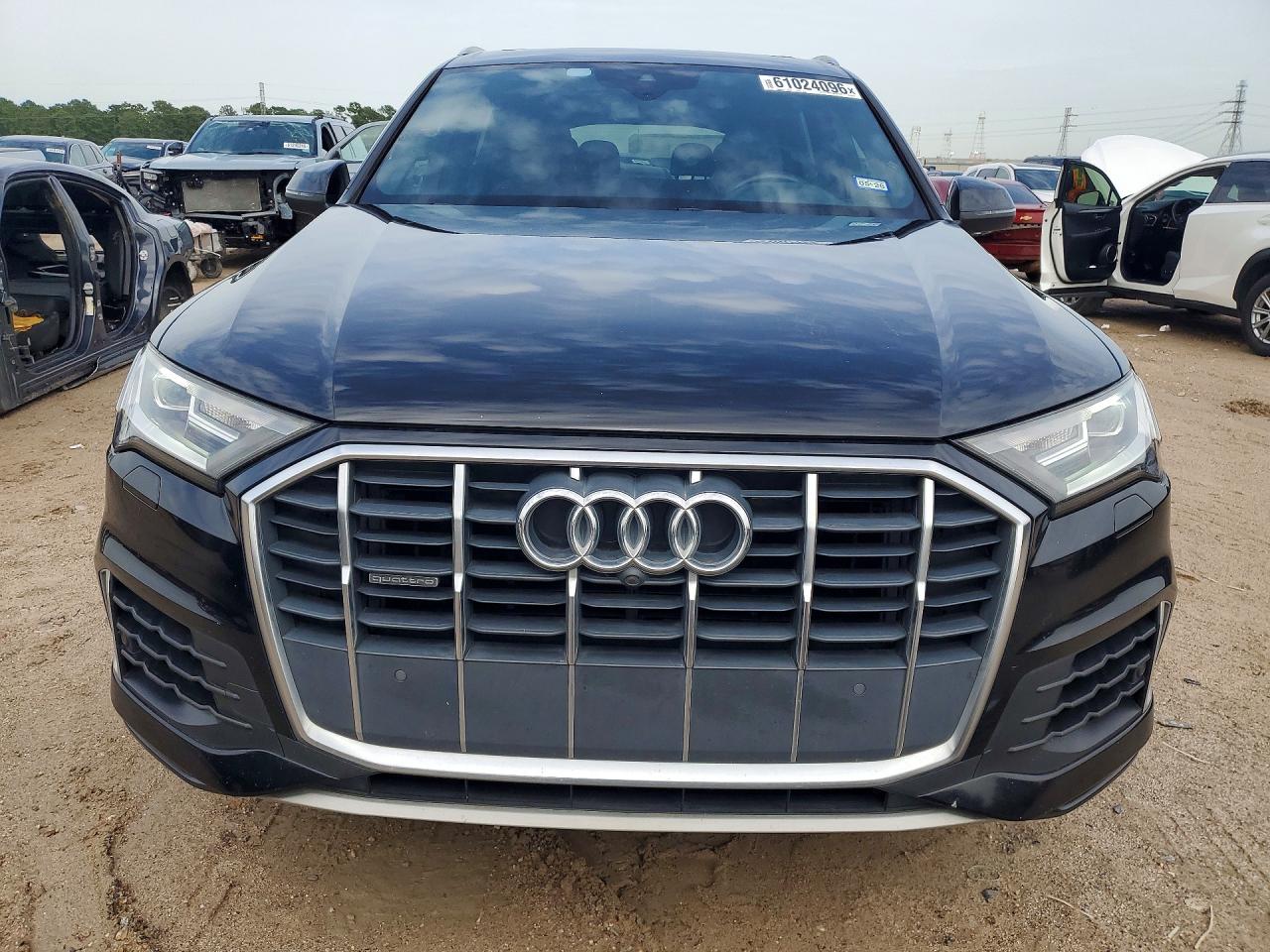 2020 AUDI Q7