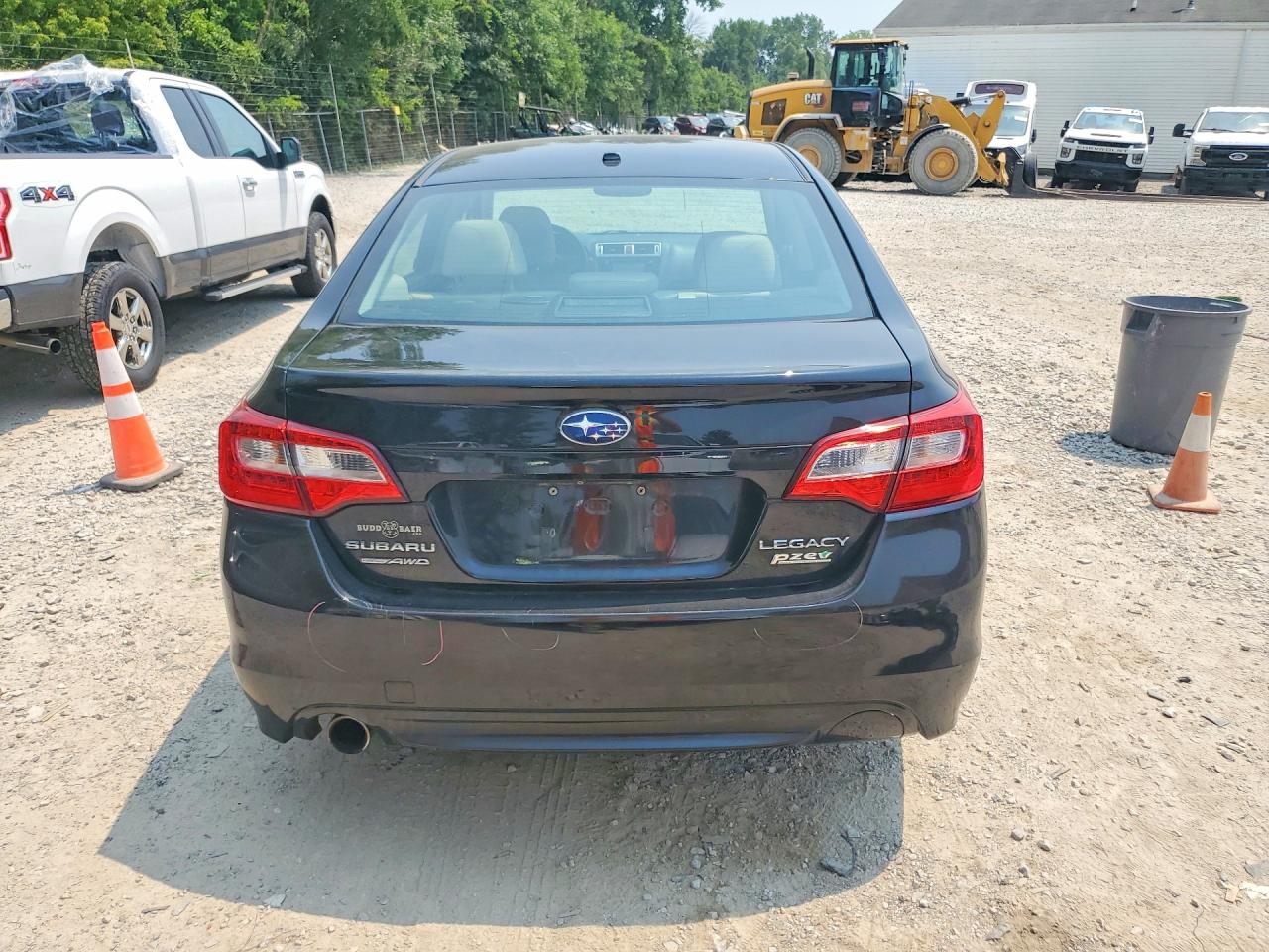 2015 SUBARU LEGACY