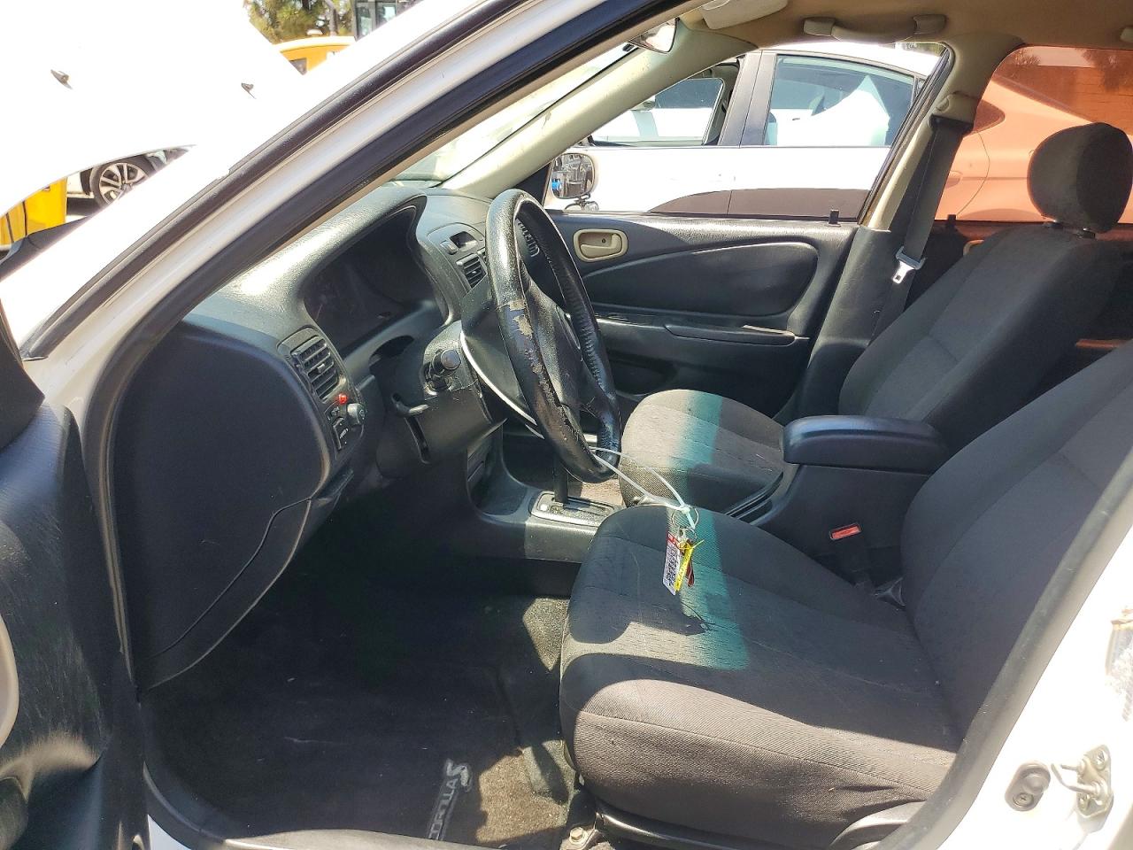 2001 TOYOTA COROLLA