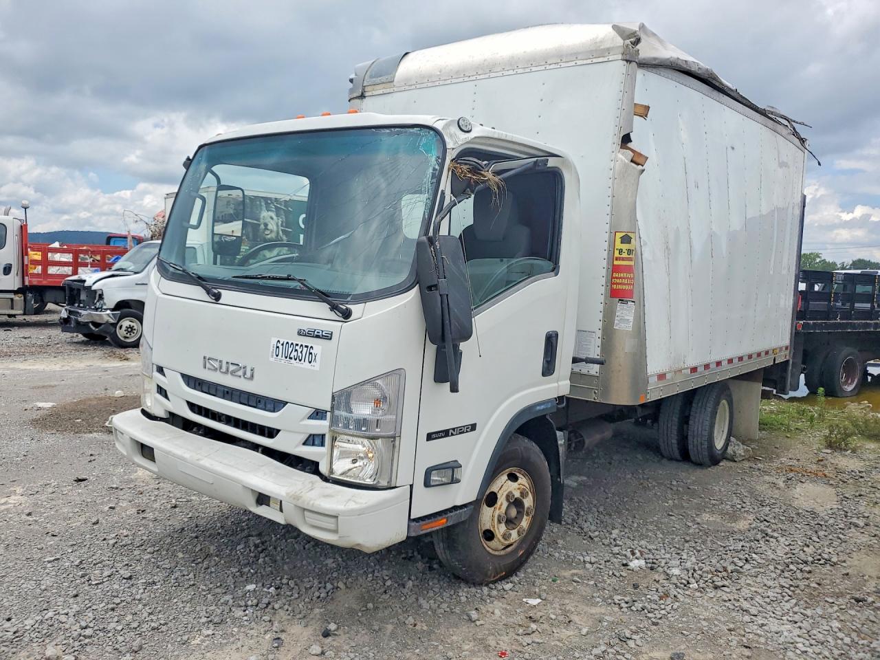 2016 ISUZU NPR