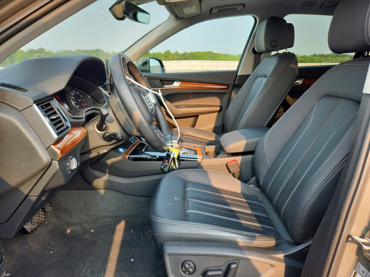 2023 AUDI Q5