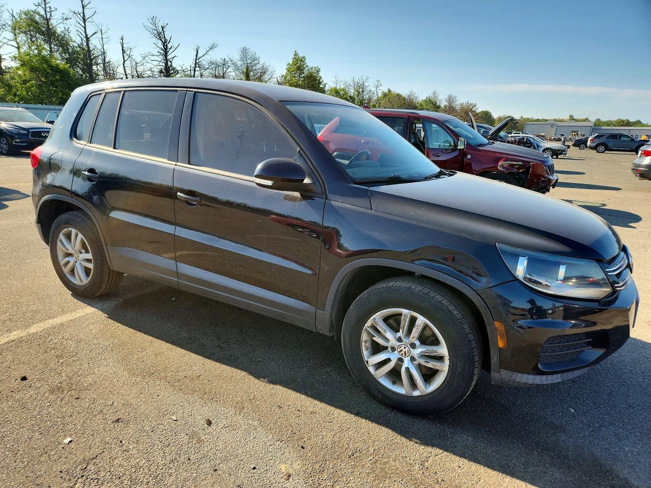 2012 VOLKSWAGEN TIGUAN