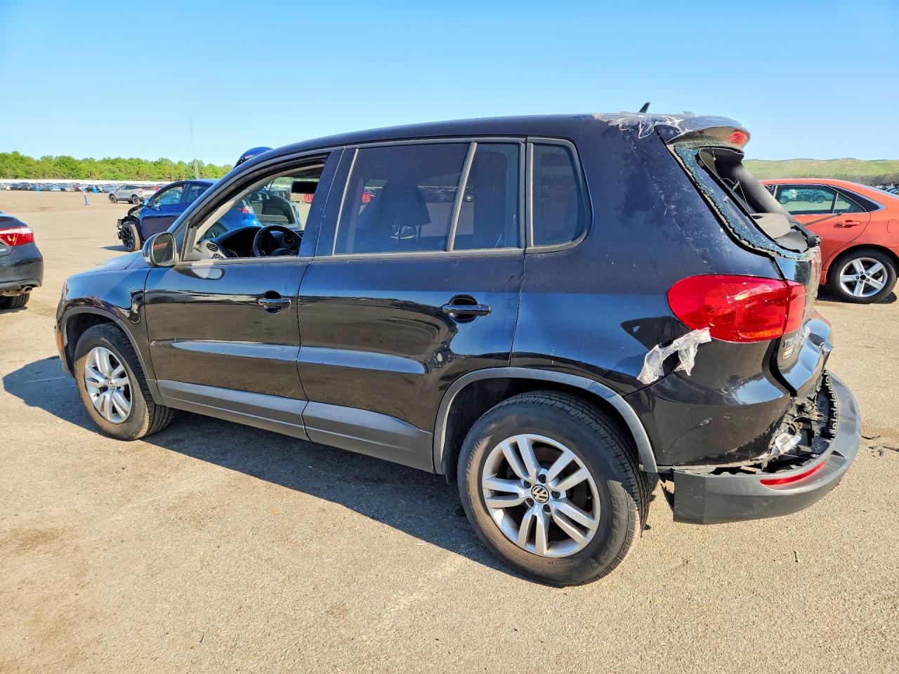 2012 VOLKSWAGEN TIGUAN