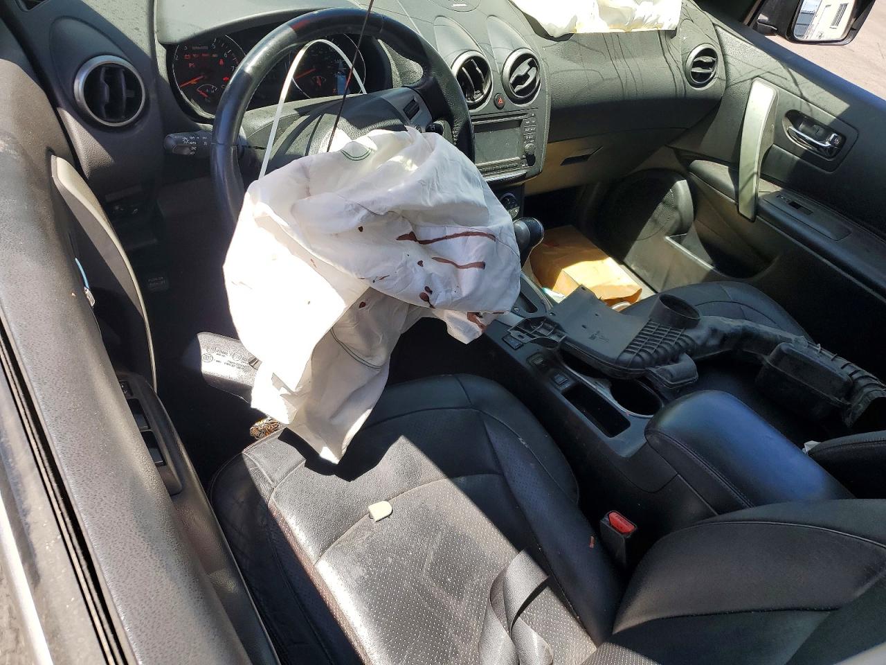 2012 NISSAN ROGUE