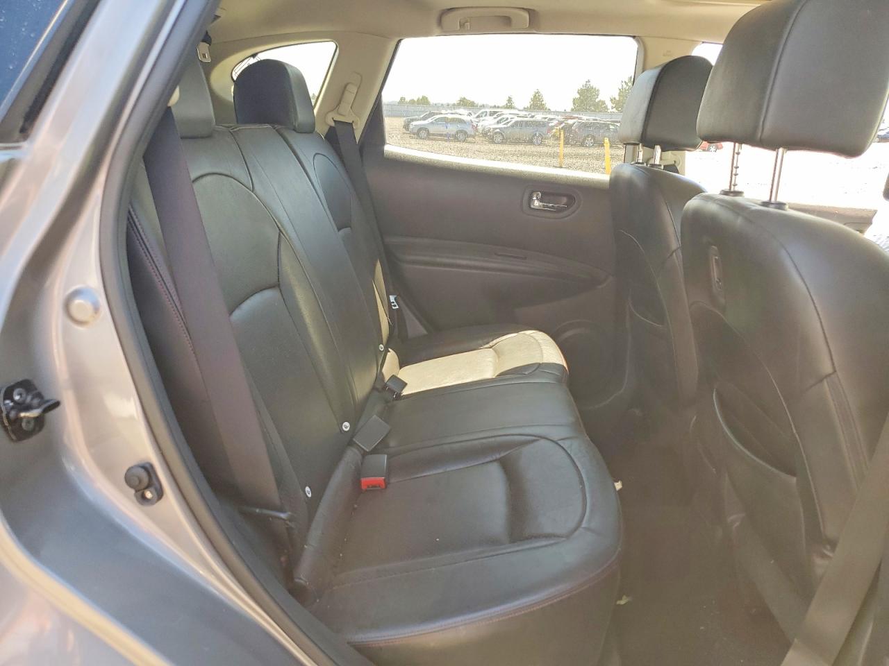 2012 NISSAN ROGUE