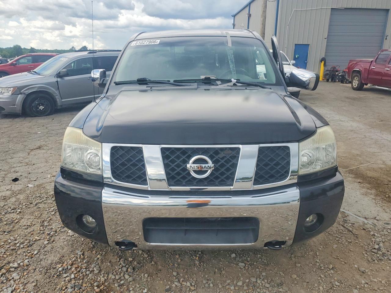 2006 NISSAN TITAN