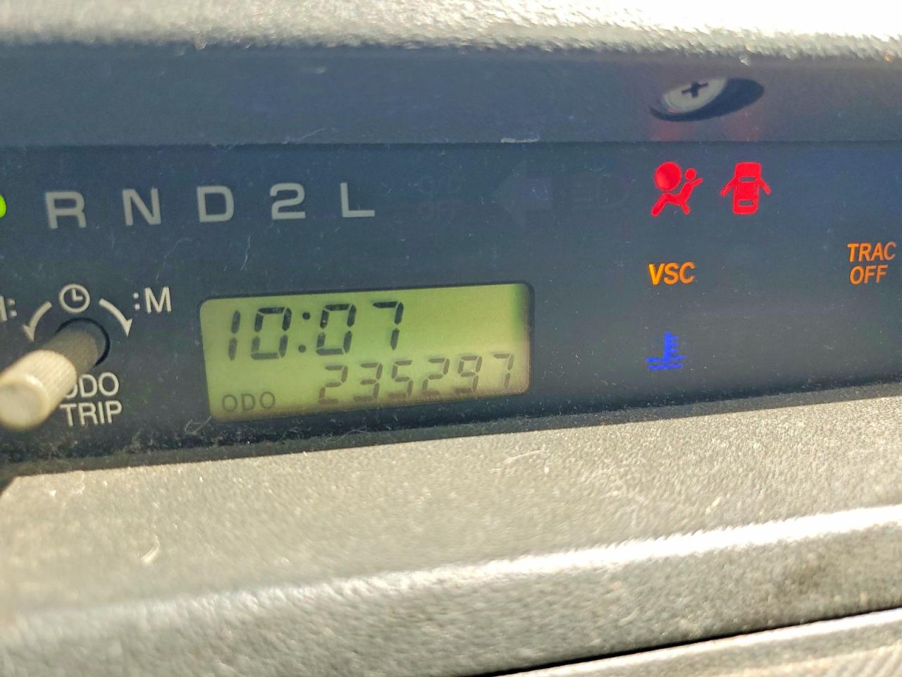 2004 TOYOTA SCION