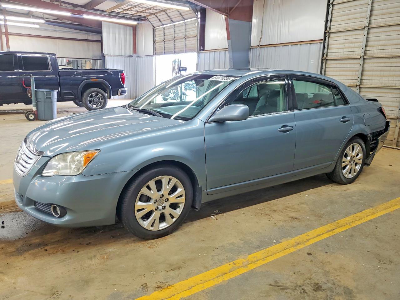 2008 TOYOTA AVALON