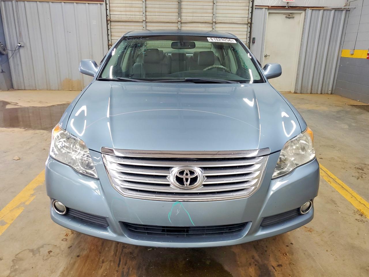 2008 TOYOTA AVALON