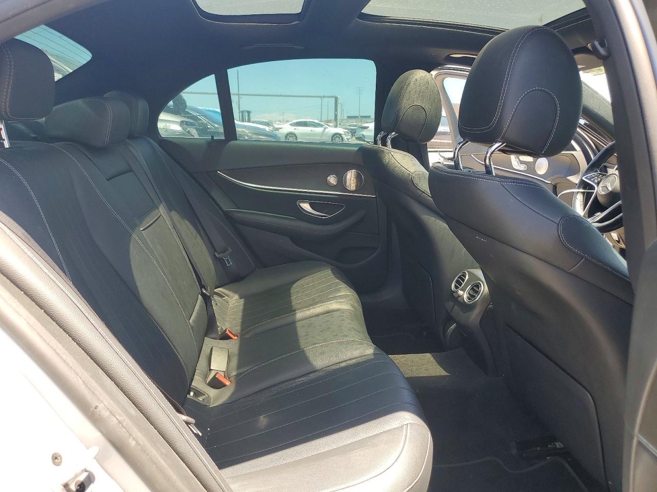 2022 MERCEDES-BENZ E-CLASS