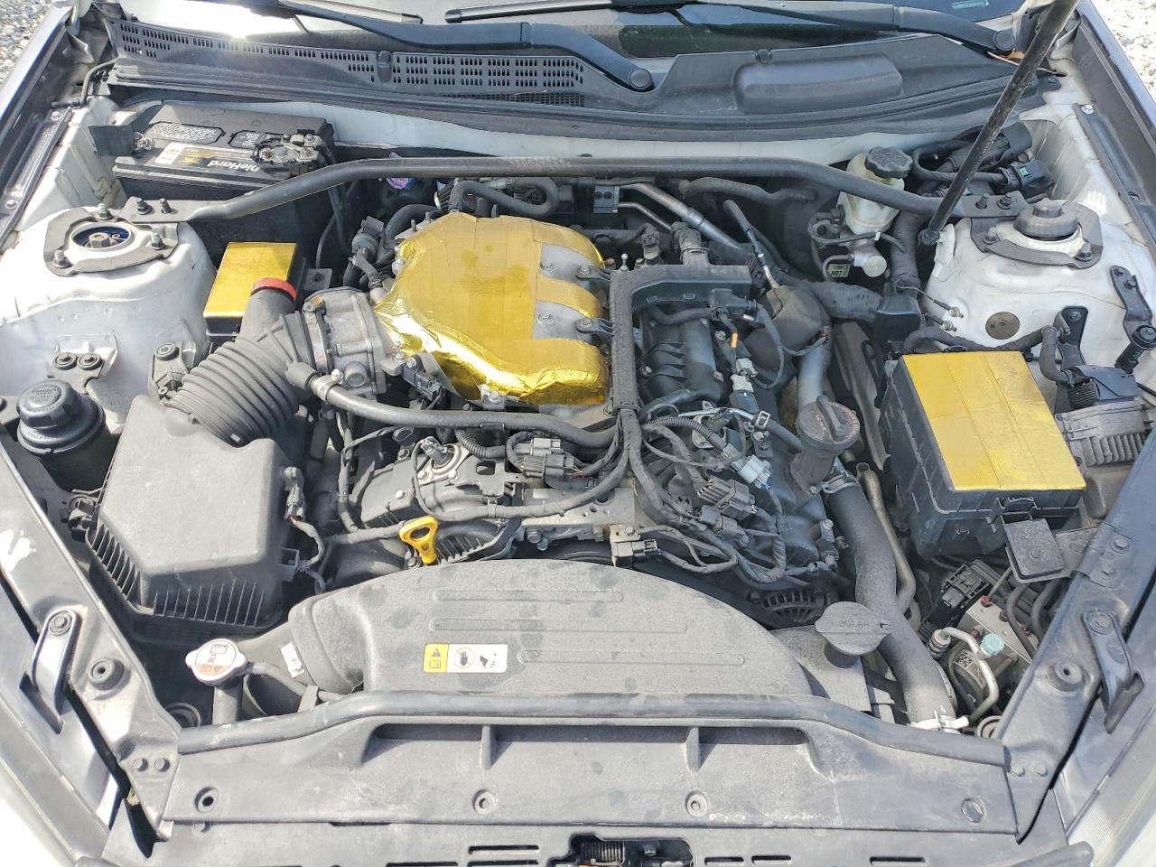 2016 HYUNDAI GENESIS