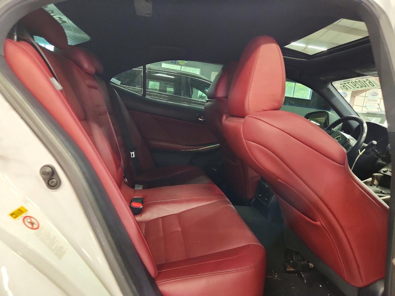 2015 LEXUS IS