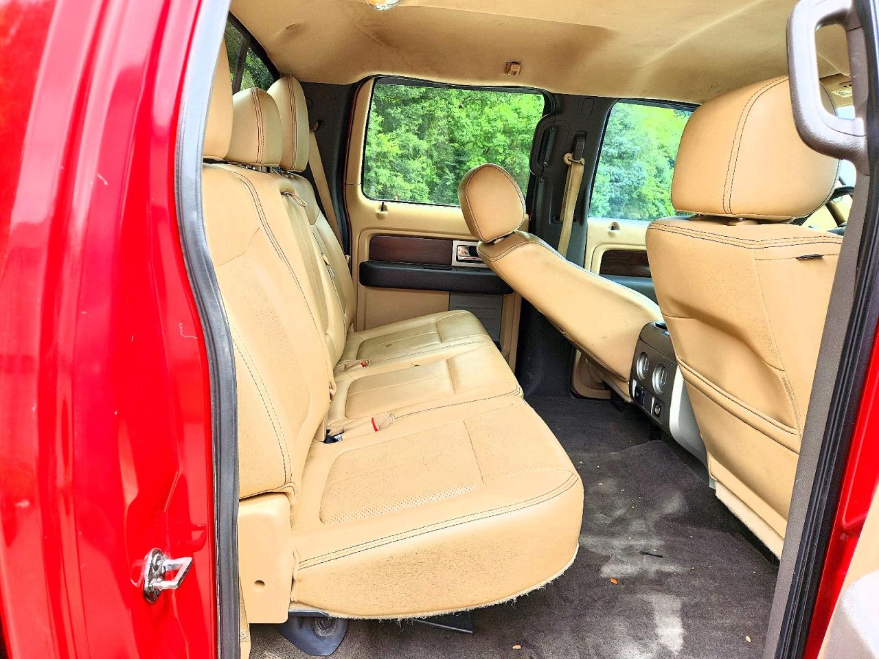 2012 FORD F150