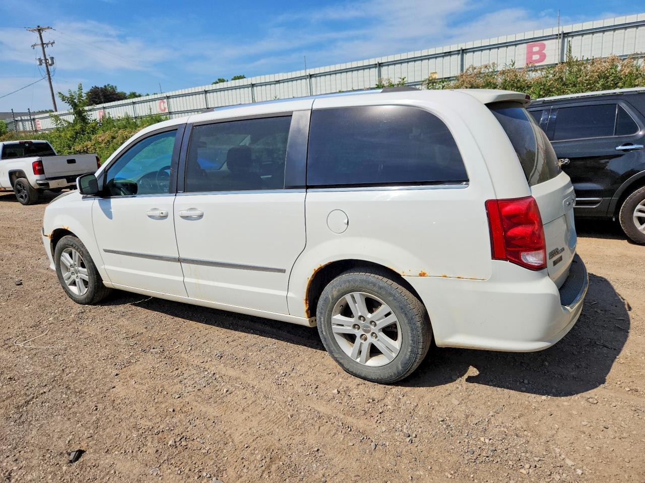 2014 DODGE CARAVAN