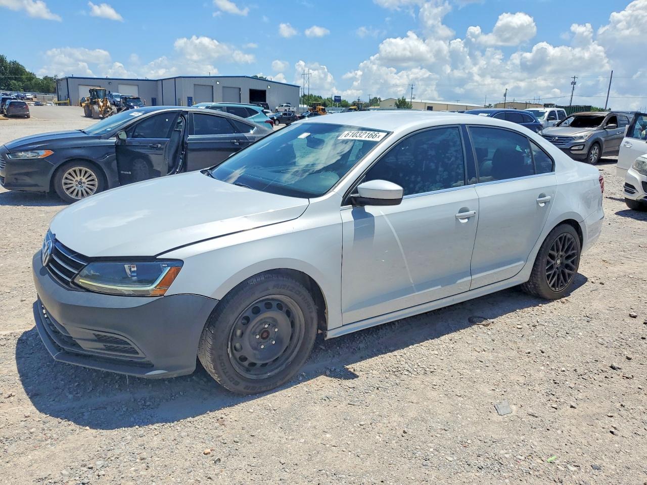 2017 VOLKSWAGEN JETTA