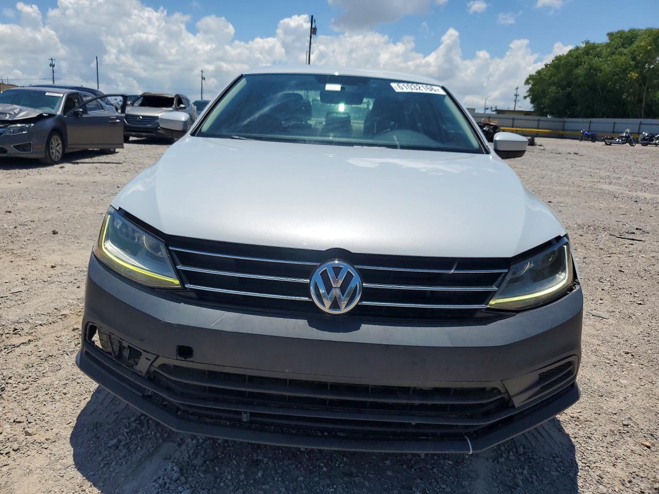 2017 VOLKSWAGEN JETTA