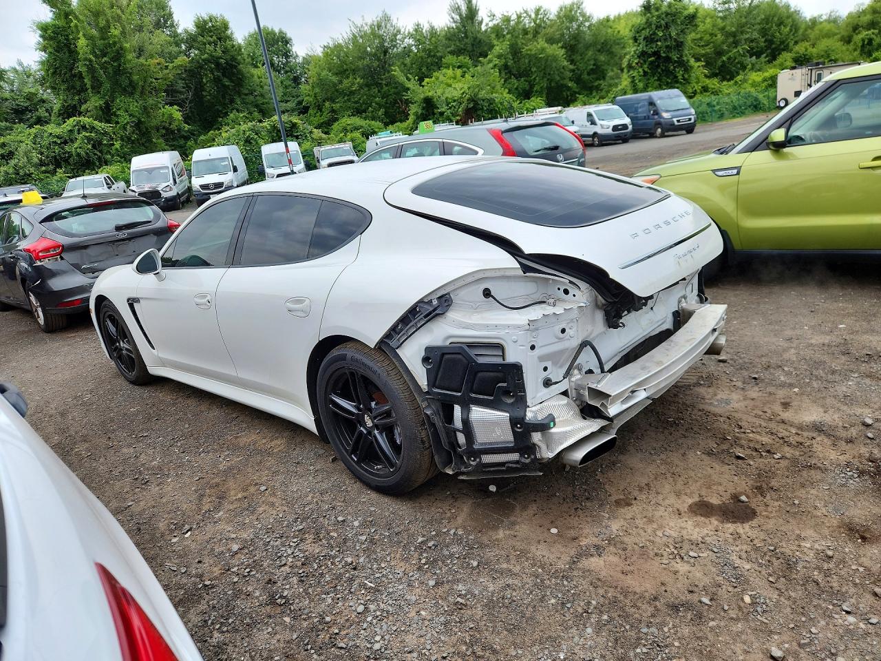 2012 PORSCHE PANAMERA