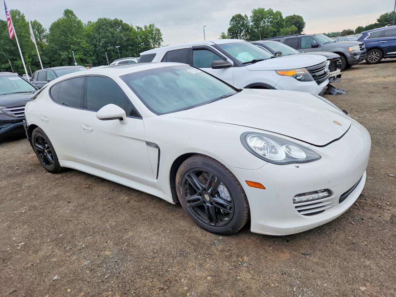 2012 PORSCHE PANAMERA