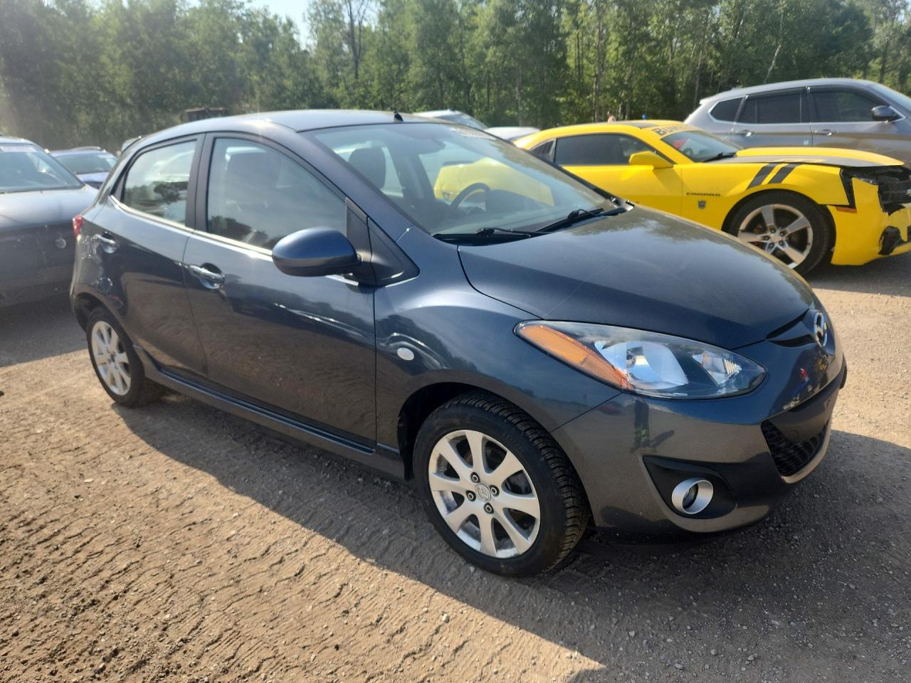 2011 MAZDA 2