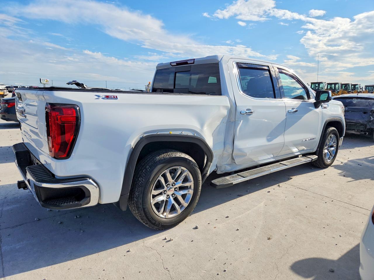 2022 GMC SIERRA