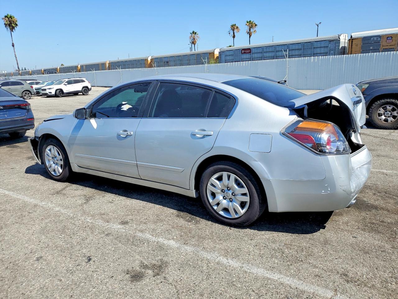 2012 NISSAN ALTIMA