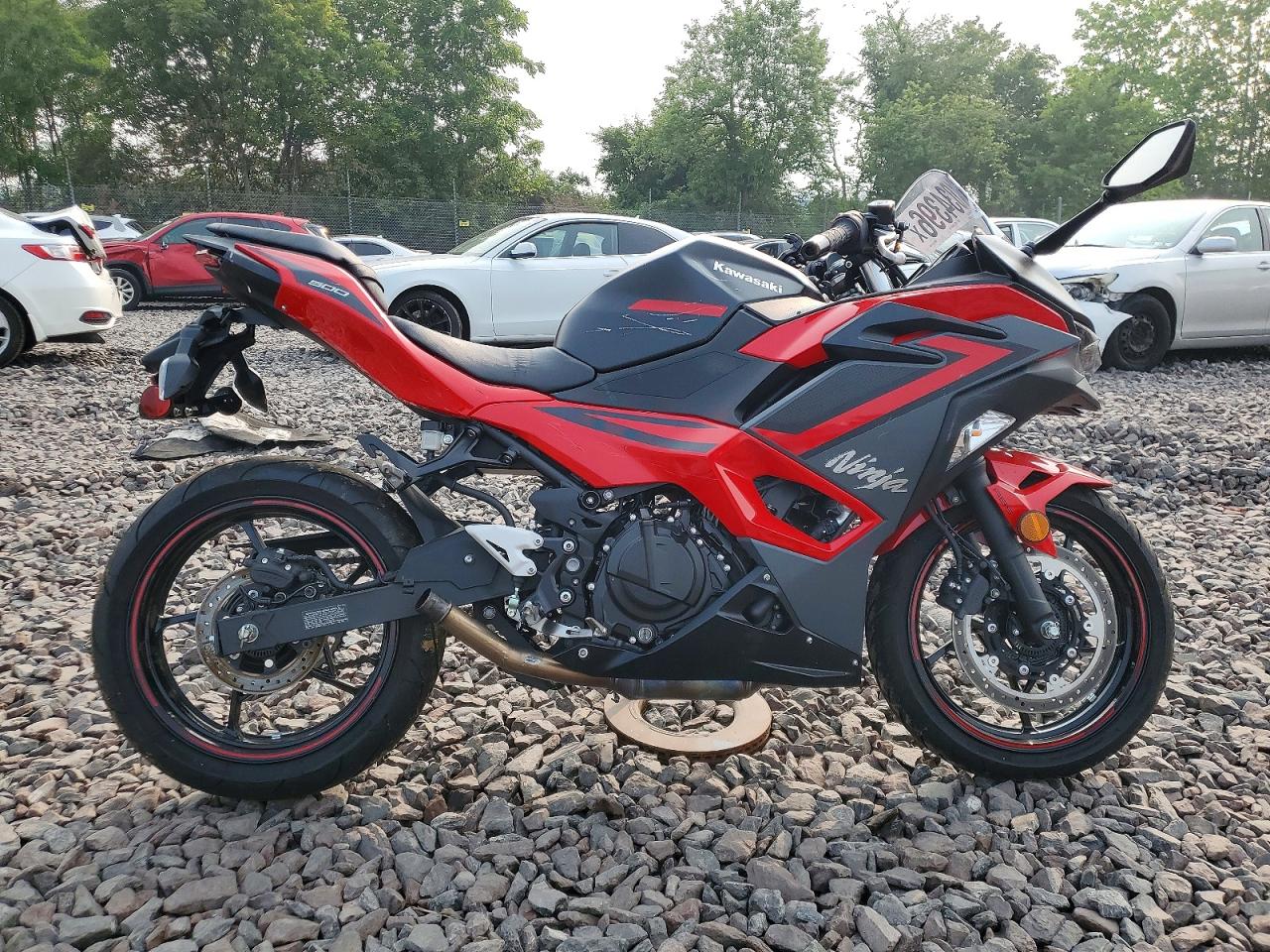 2024 KAWASAKI NINJA 500