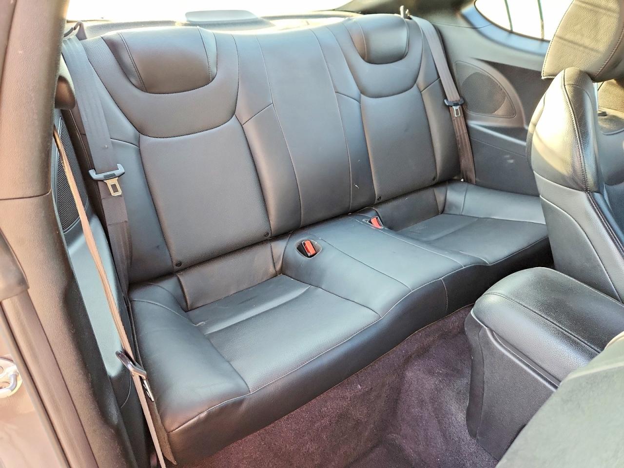 2010 HYUNDAI GENESIS